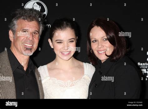 hailee steinfeld ethnicity parents.